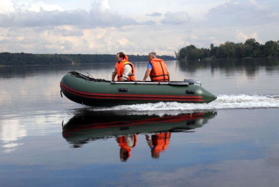 Оформить водительские права на лодку в Москве
